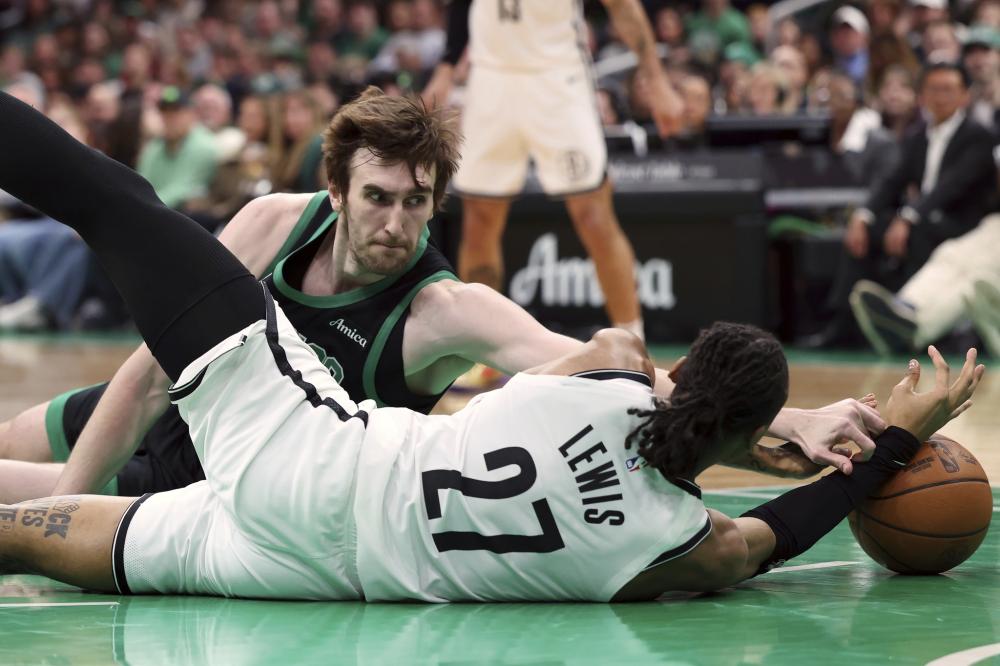 从佩贼到佩神！佩林卡喜获续约还升职 他得感谢哈里森送来东契奇