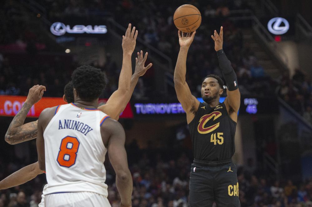 羽毛球价格2年上涨100%比黄金还猛 网友：高攀不起了.